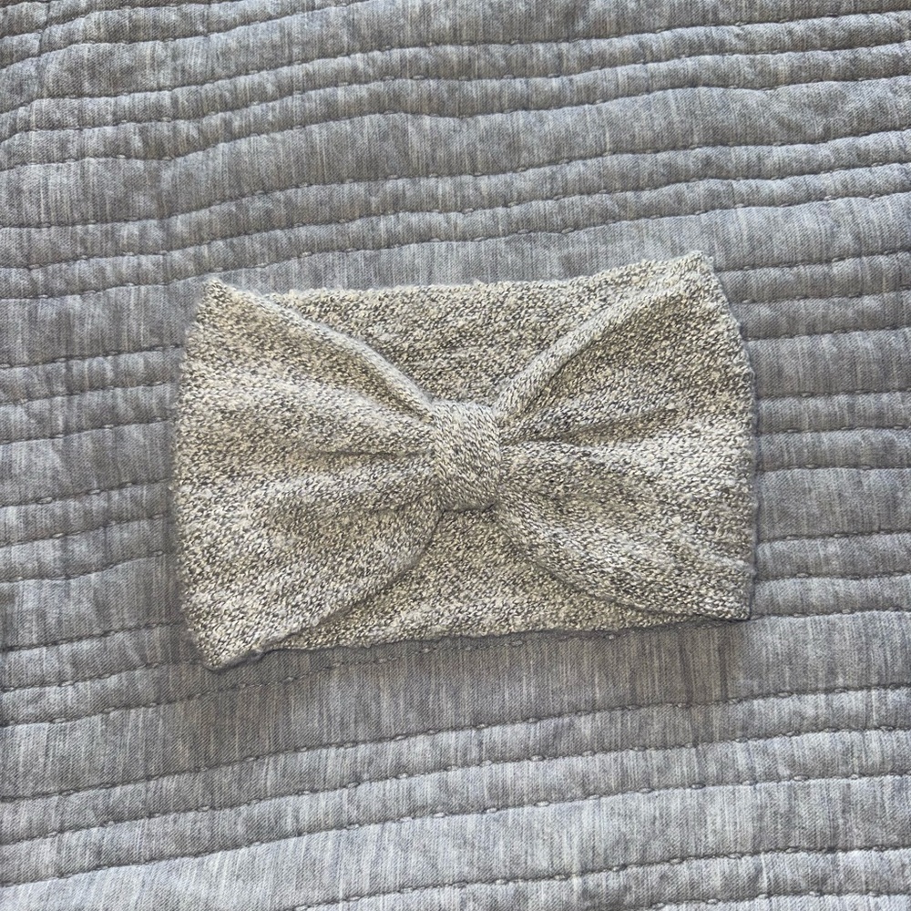 American Eagle Outfitters Textured Gray Headband